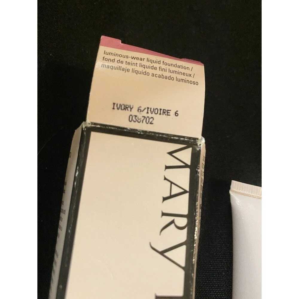 Mary Kay Timewise Luminous Wear Liquid Foundation Ivory 6